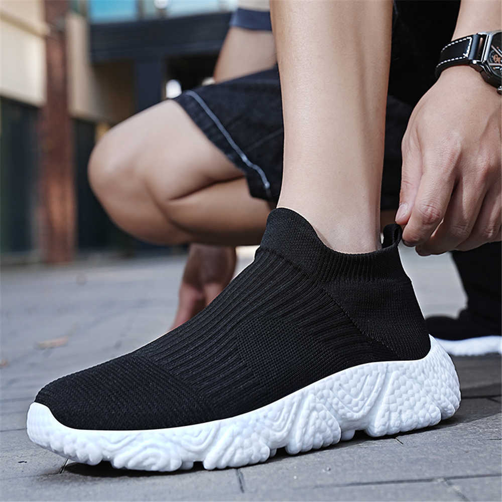 รองเท้าบูทเทนนิสสีเข้มไซส์ 45  - Men Shoes Sale บทวิจารณ์และราคา